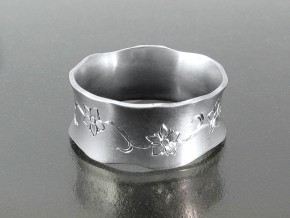 SpringFlowersEngravedWeddingRing3